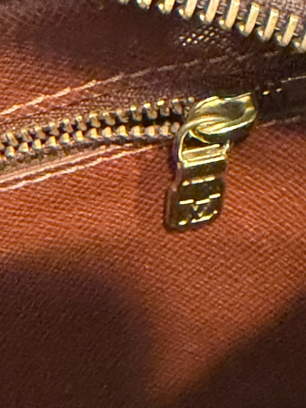 Louis Vuitton LV Monogram Trocadero 27 - Picture 8 of 13